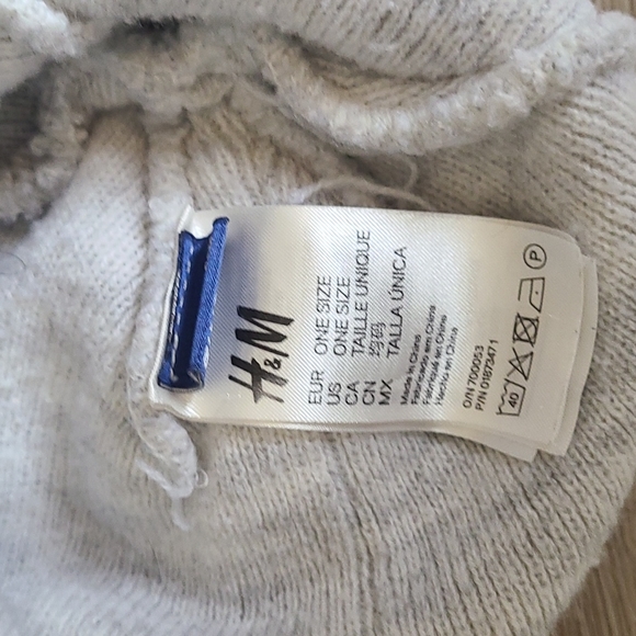 3 beenie sets - Picture 8 of 8